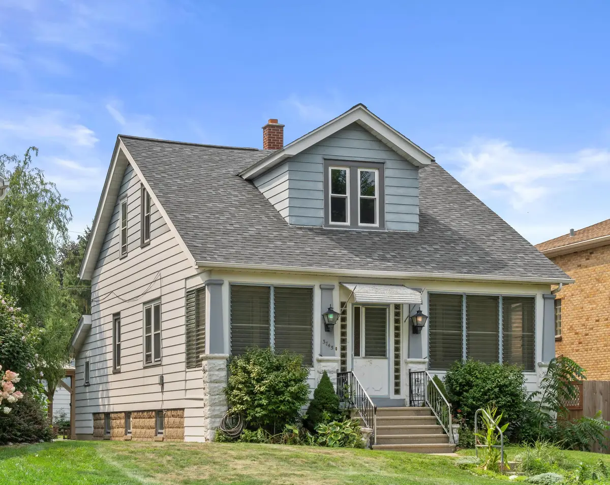 3745 S Whitnall Ave, Milwaukee, WI 53207 - #1