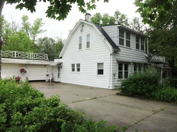 2157 Schuster Dr, Beloit, WI 53511 - #1