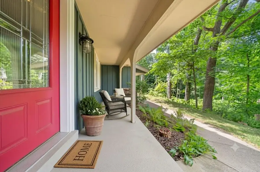 W3490 Oakwood Dr, Geneva, WI 53147 - #2
