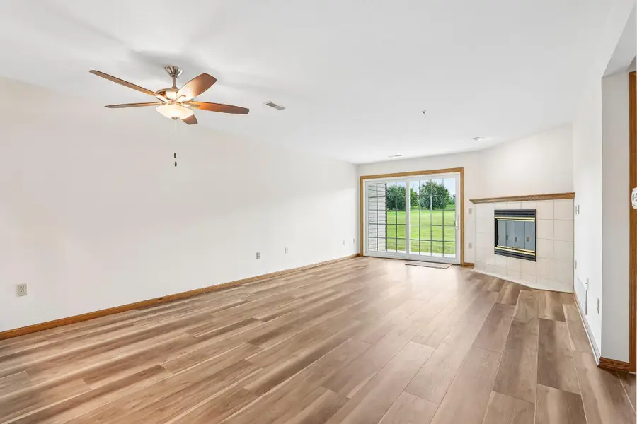 4575 S 124th St, New Berlin, WI 53151 - #2