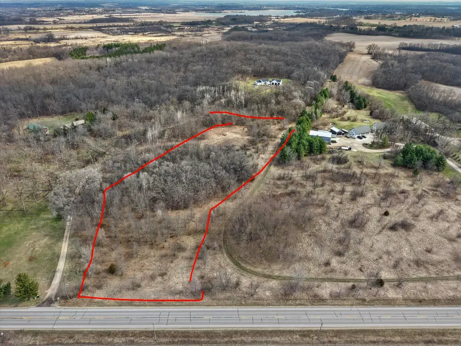 5341 Northwest Hwy, Waterford, WI 53185 - #3