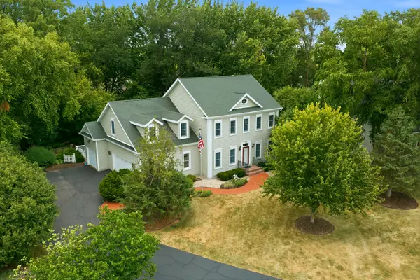 206 Canterbury Ct, Cambridge, WI 53523