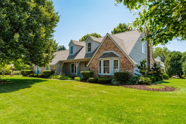 3427 Foxwood Rd, Mount Pleasant, WI 53405