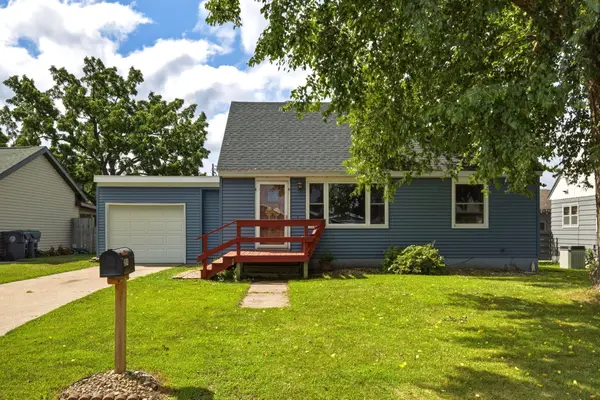 2914 Robinsdale Ave, La Crosse, WI 54601
