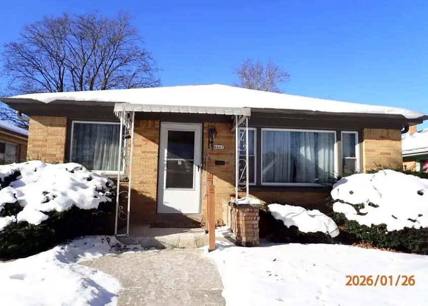 4667 N 67th St, Milwaukee, WI 53218 - #1
