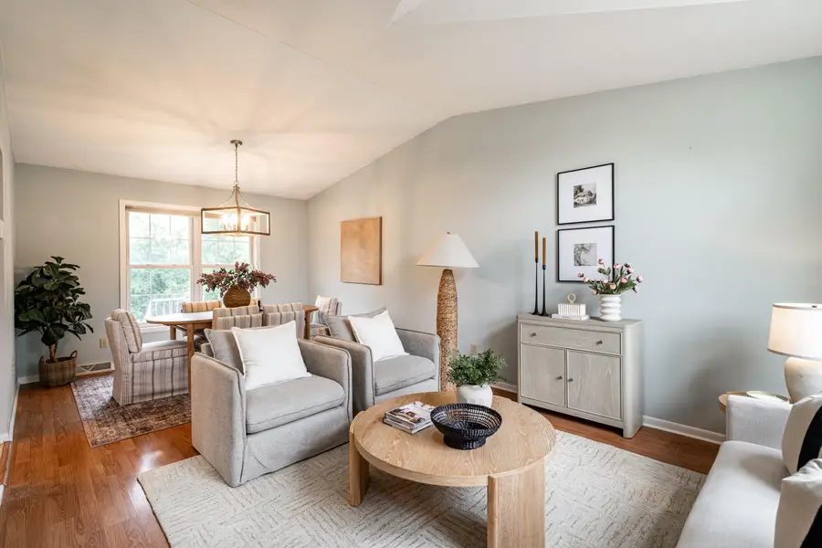 2304 Brookstone Ln, Waukesha, WI 53188 - #3