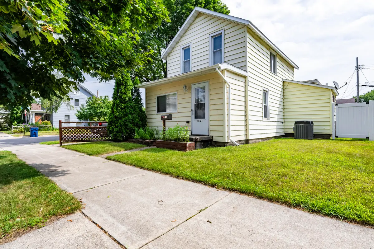 1501 10th St S, La Crosse, WI 54601 - #1