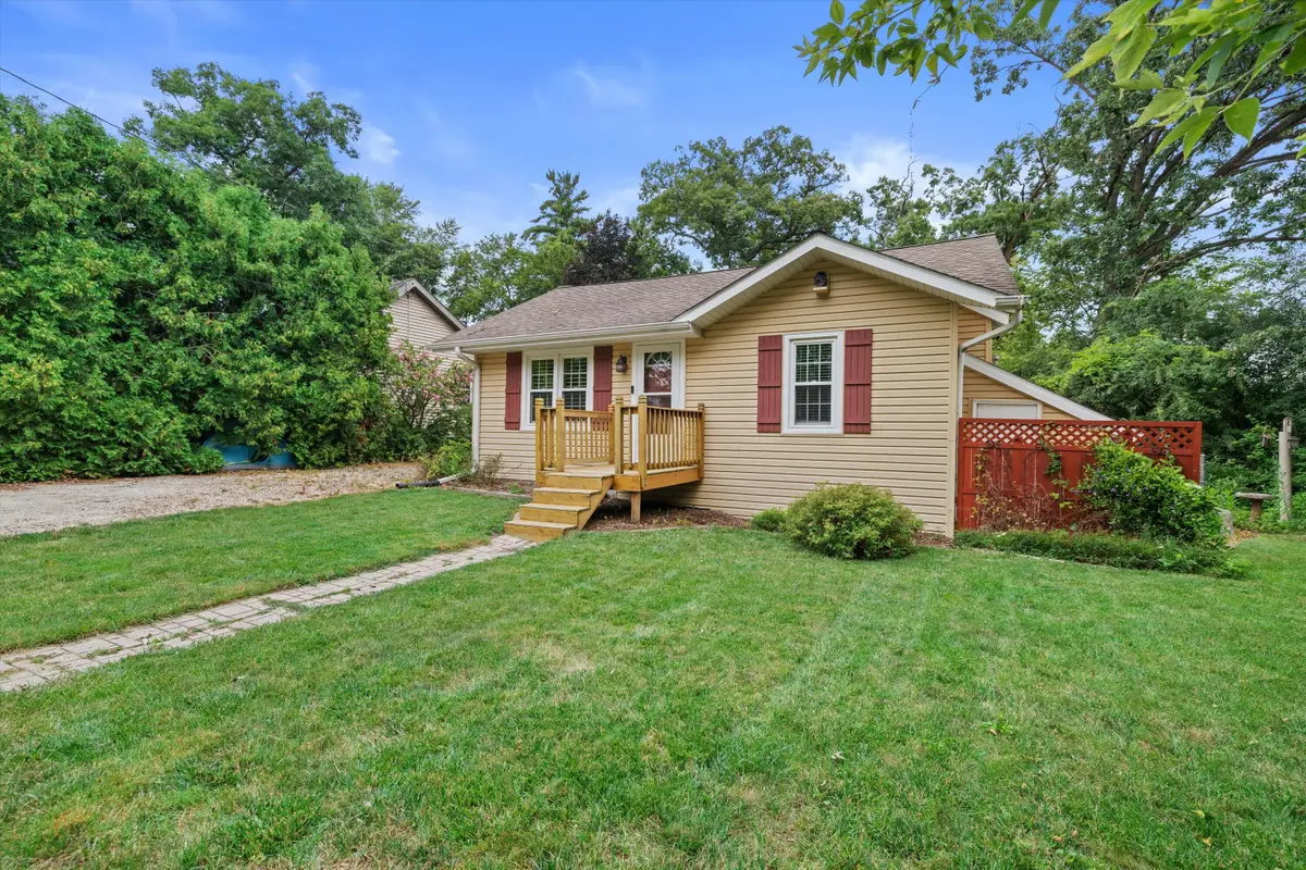 21104 122nd St, Bristol, WI 53104 - #1