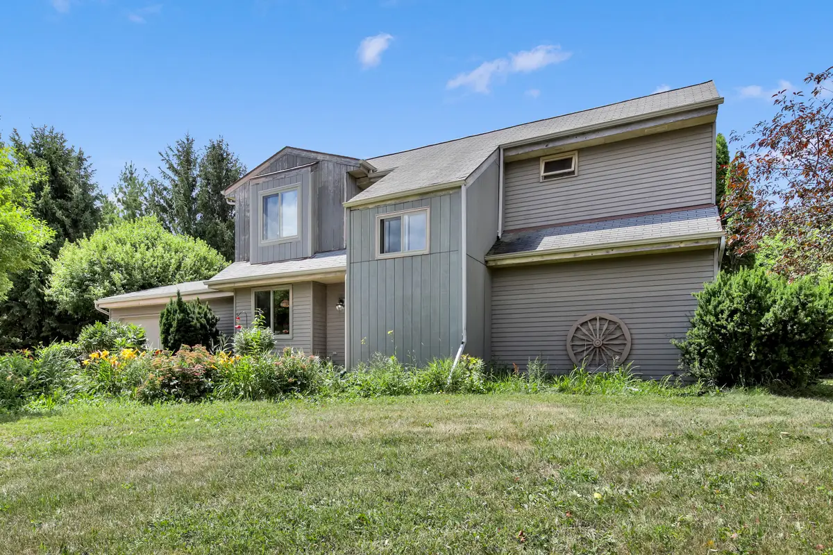6497 Sky Ct, West Bend, WI 53095 - #1