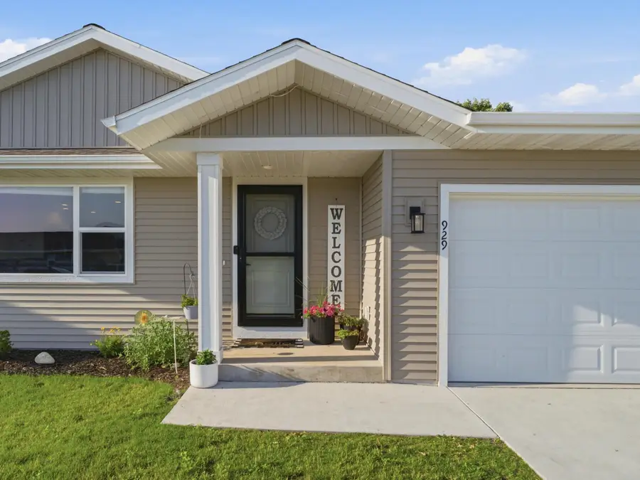 929 Sully Way, Sheboygan Falls, WI 53085 - #3