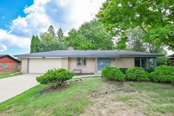 3660 S Joseph Rd, New Berlin, WI 53151