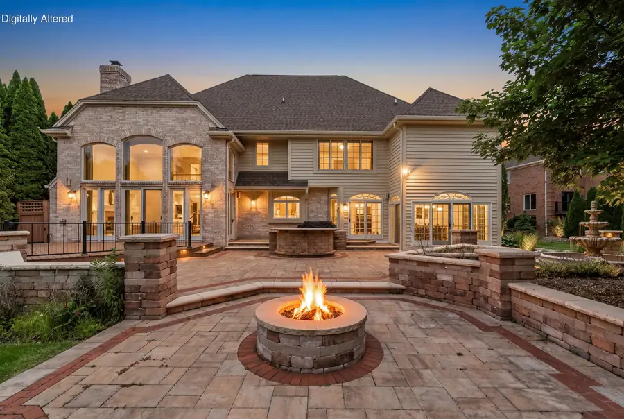 3230 Fordham Ct, Brookfield, WI 53005 - #2