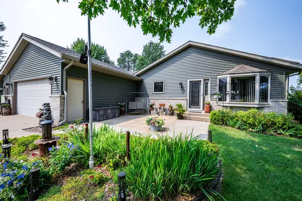 N7105 Bice Ave, Holland, WI 54636