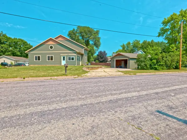 1627 N Salem Rd, La Crosse, WI 54603