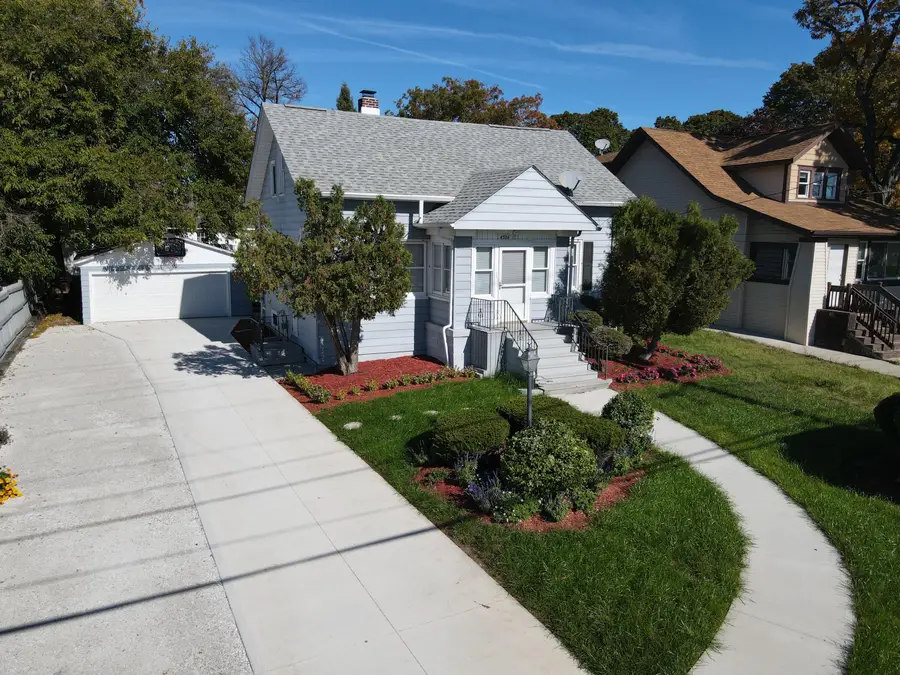 4506 75th St, Pleasant Prairie, WI 53142 - #3