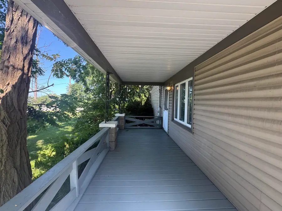 4015 Washington Rd, Kenosha, WI 53144 - #2