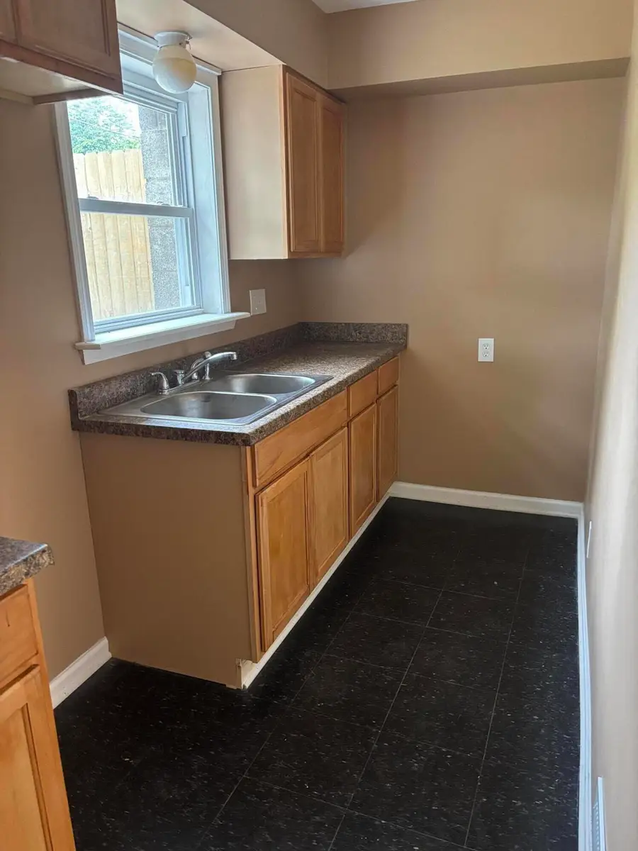 5112 W Center St, Milwaukee, WI 53210 - #2