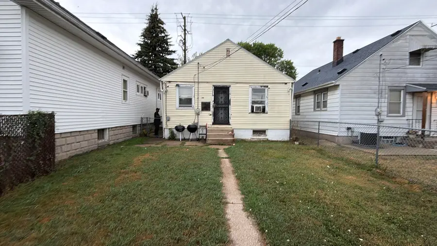 4572 N 37 St, Milwaukee, WI 53209 - #2