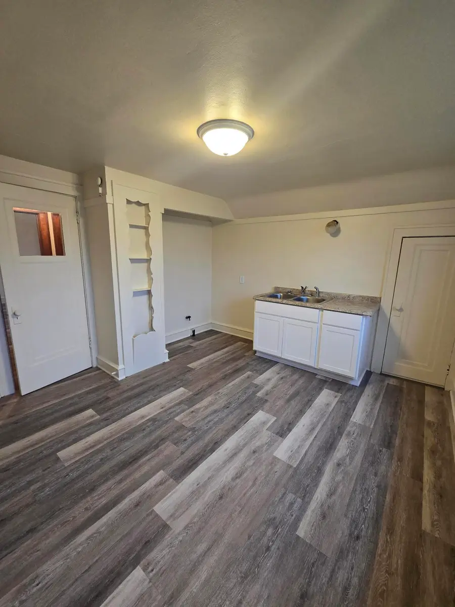 4136 N 21 St, Milwaukee, WI 53209 - #2