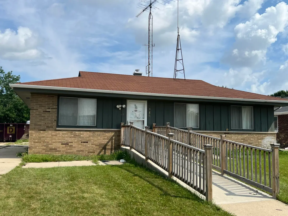 5326 68th St, Kenosha, WI 53142 - #1