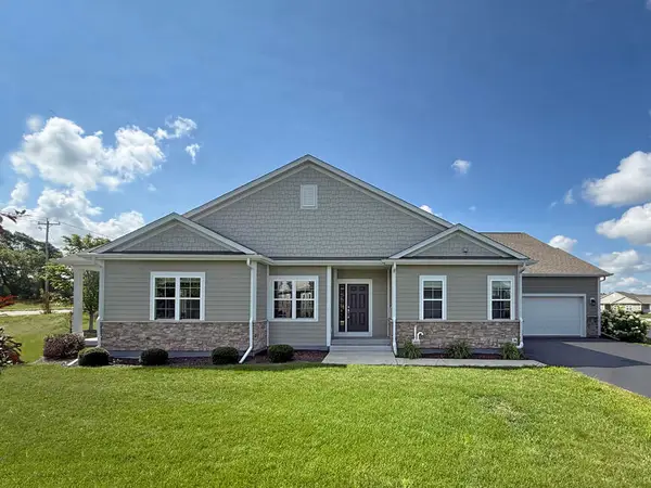N113W14056 Wrenwood Pass, Germantown, WI 53022