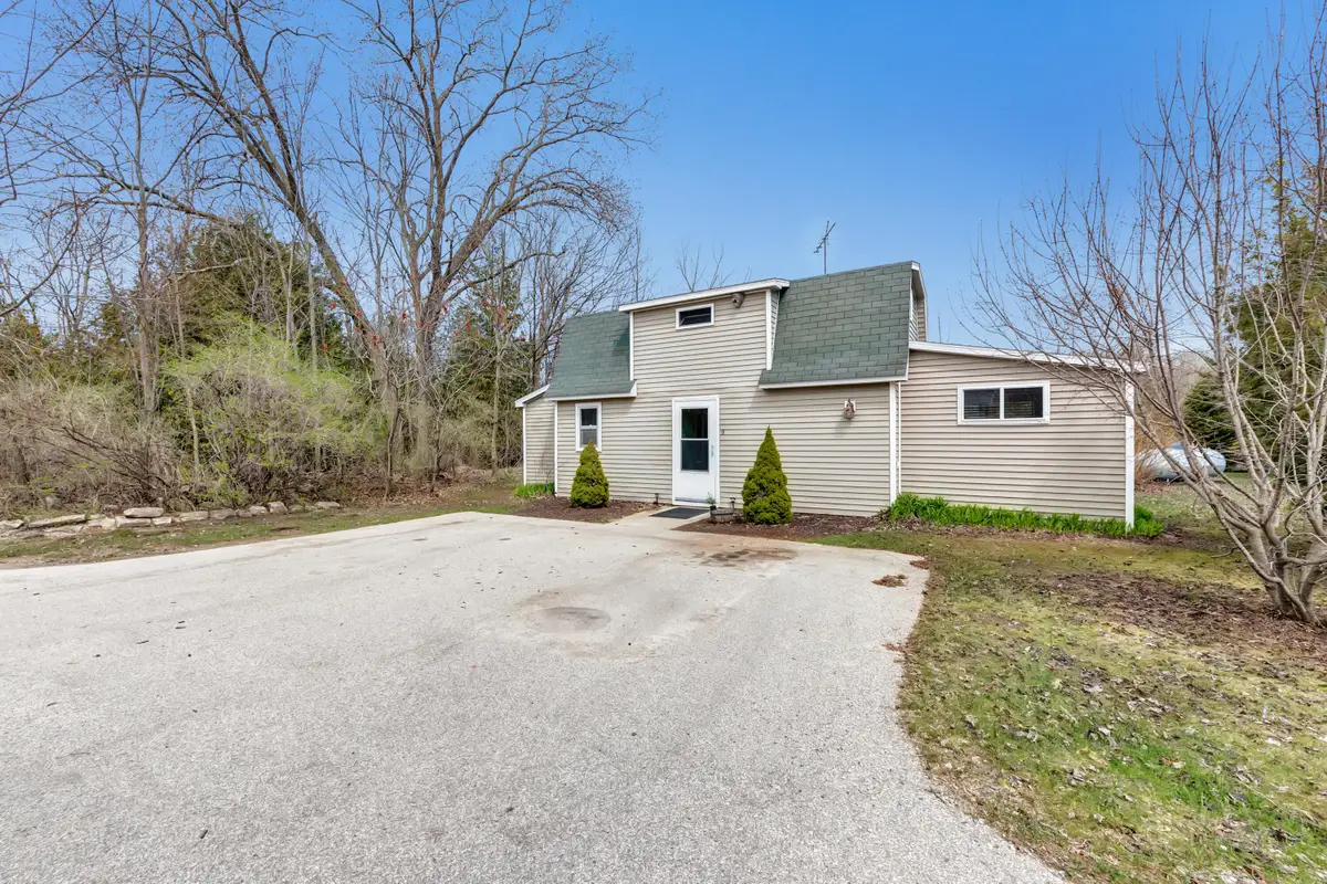3623 Zirbel Rd, Nasewaupee, WI 54235 - #1