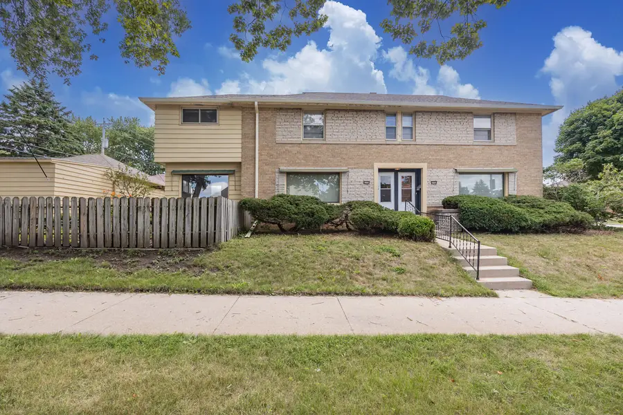 2704 N 84th St, Milwaukee, WI 53222 - #2