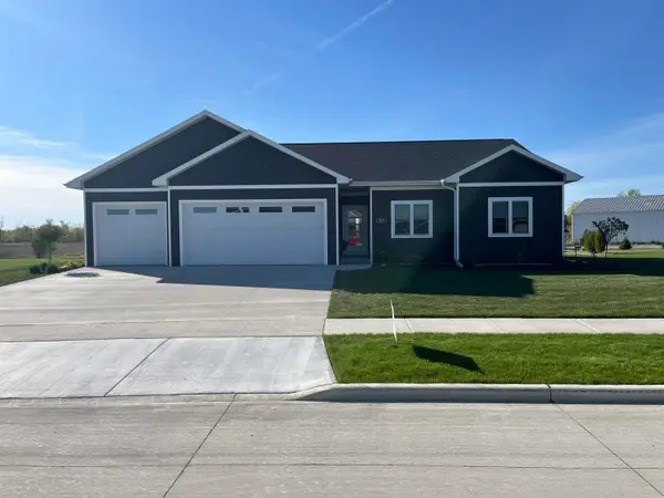 2971 S Weiler Rd, Kaukauna, WI 54130