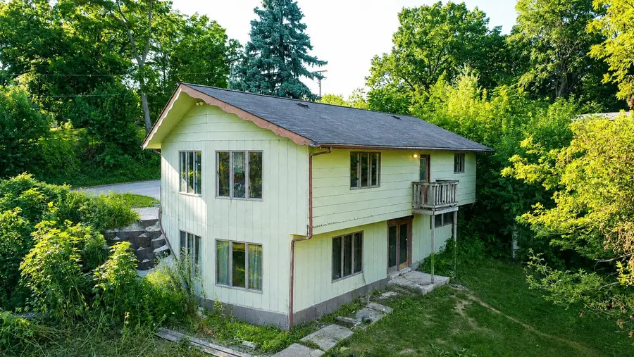 N1492 Clover Rd, Bloomfield, WI 53147 - #2