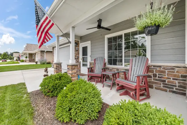 N13W6576 Cedarburg Trl, Cedarburg, WI 53012
