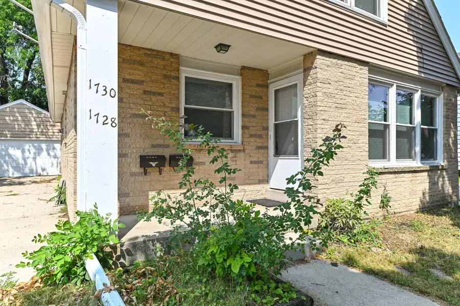 1728 Cleveland Ave, Racine, WI 53405 - #2