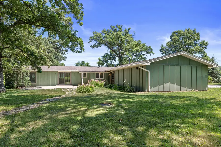 5330 Crystal Ln, Yorkville, WI 53177 - #2
