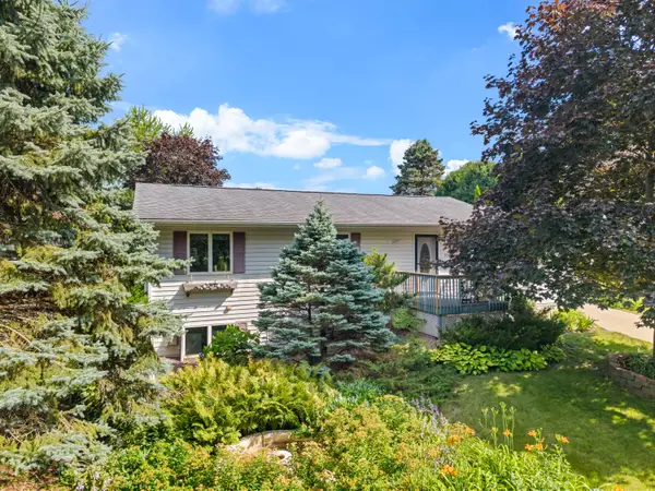 708 Sprague St N, Caledonia, MN 55921