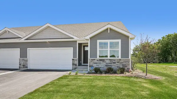 778 Concord Cir, Burlington, WI 53105