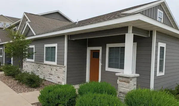 1303 Hagar St, La Crosse, WI 54601