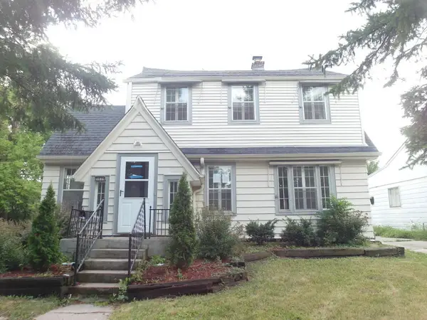5839 N 35th St, Milwaukee, WI 53209
