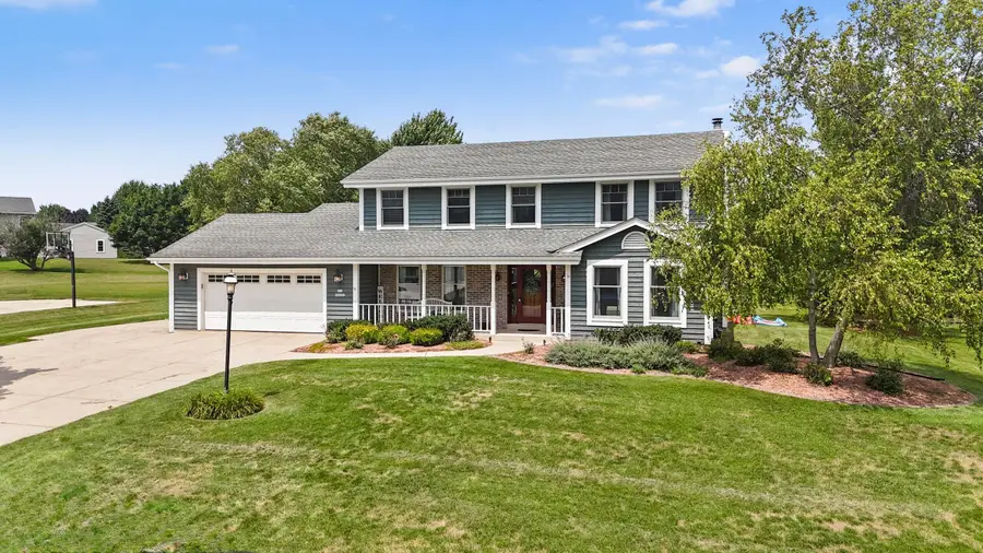 N65W14482 Redwood Dr, Menomonee Falls, WI 53051 - #3