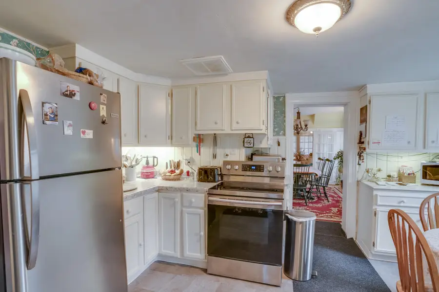 530 61st St, Kenosha, WI 53143 - #3