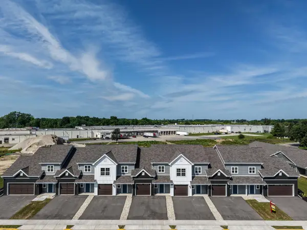 1675 Reigle Dr, Kewaskum, WI 53040