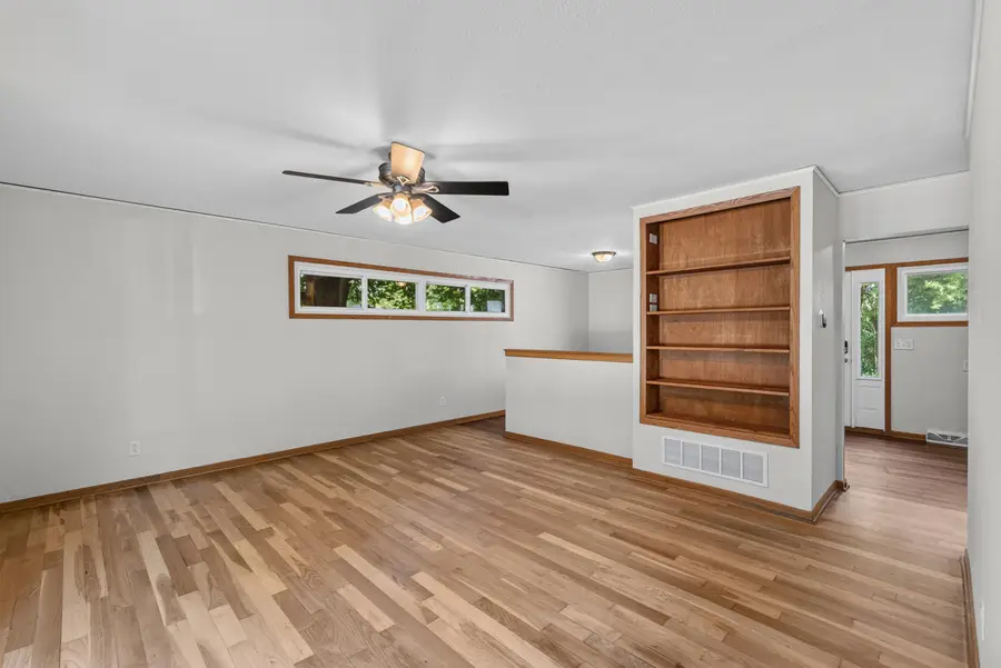 434 Harrison Ave, Waukesha, WI 53186 - #2