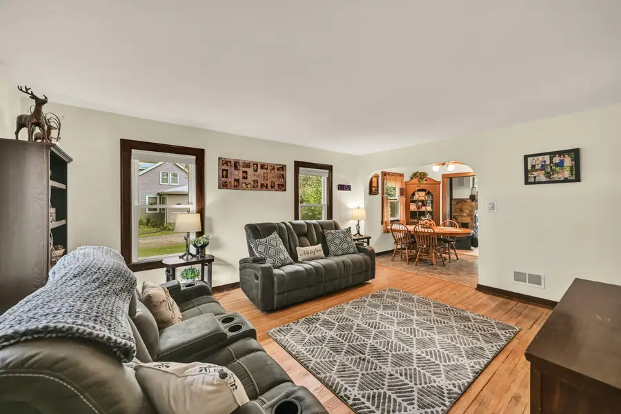 136 N 123rd St, Wauwatosa, WI 53226 - #3