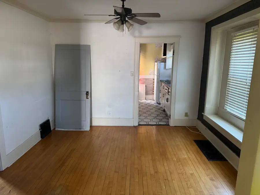 517 S Baird St, Green Bay, WI 54301 - #3