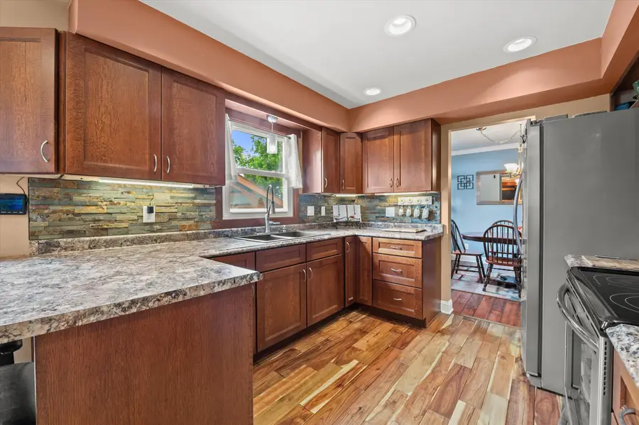 S79W31491 Green Meadow Dr, Mukwonago, WI 53149 - #3