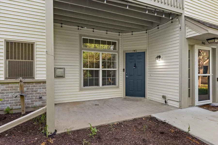 962 Bedford Ct, Mount Pleasant, WI 53406 - #2