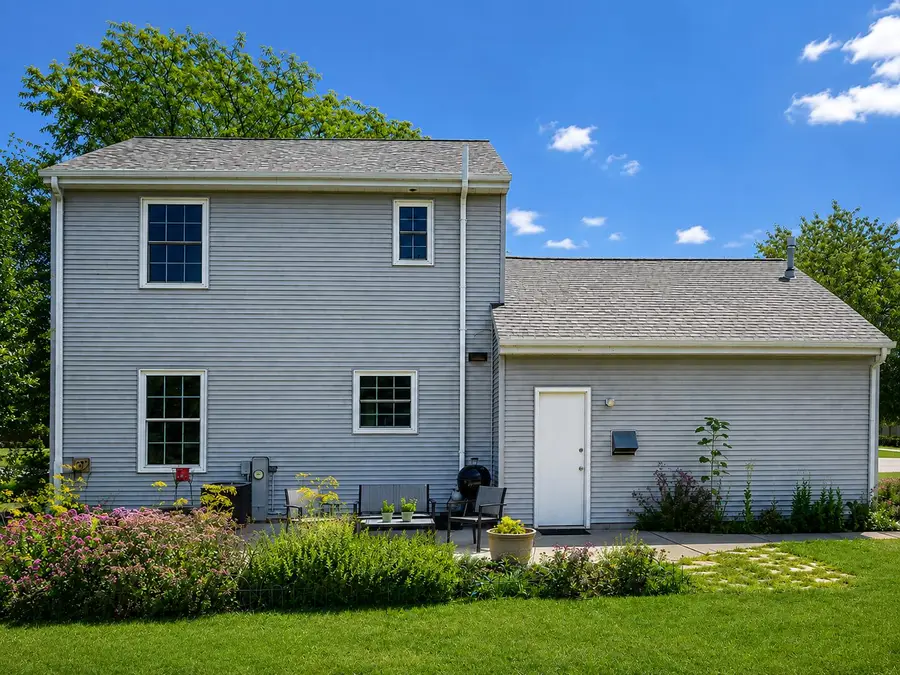 128 Tower Dr, Sheboygan Falls, WI 53044 - #3
