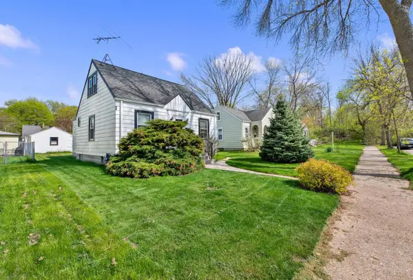 3326 S Lenox St, Milwaukee, WI 53207