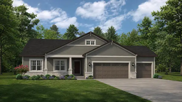 424 Ingleside Ct, Dousman, WI 53066