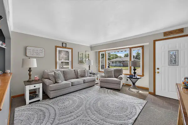 2542 Pinehurst Ave, Racine, WI 53403 - #3