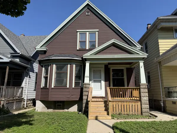 2226 S 30th St, Milwaukee, WI 53215