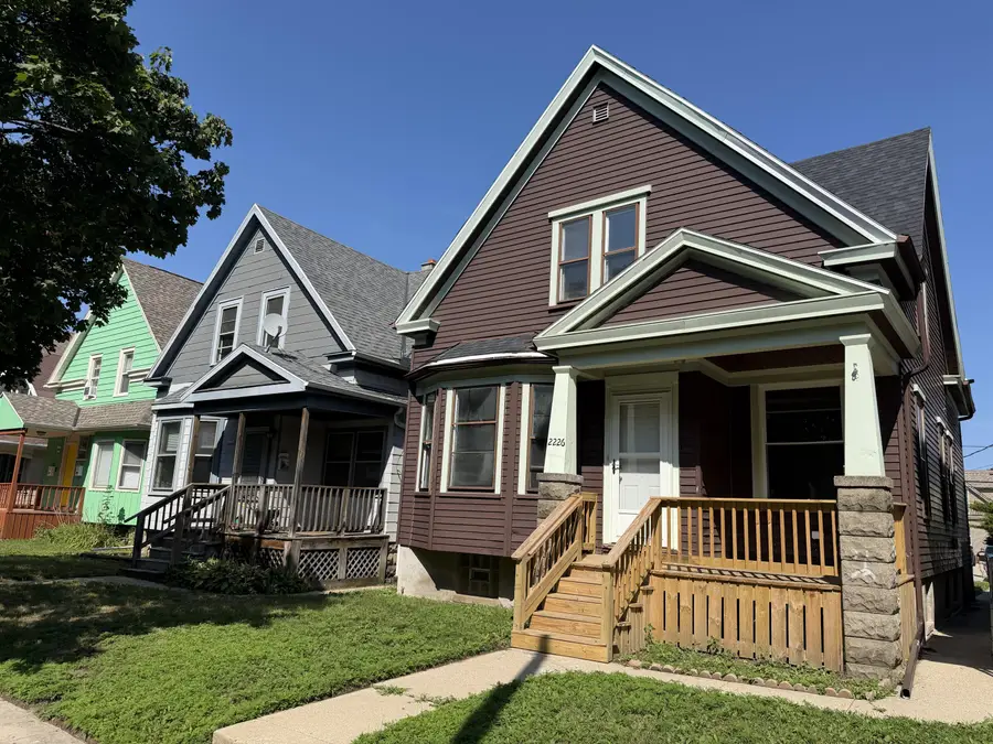 2226 S 30th St, Milwaukee, WI 53215 - #2